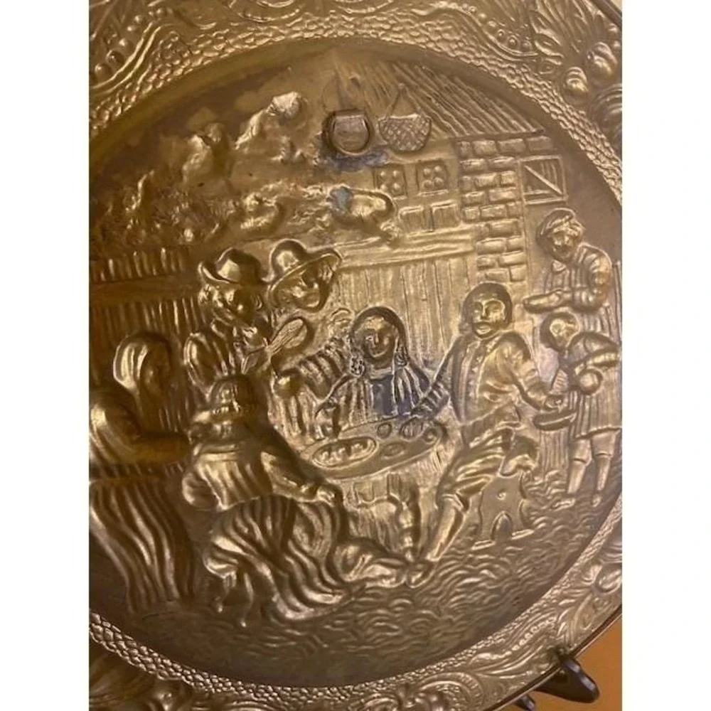 Vintage Peerless England Embossed Brass Wall Hanging Plates Tavern Scenes Set 2